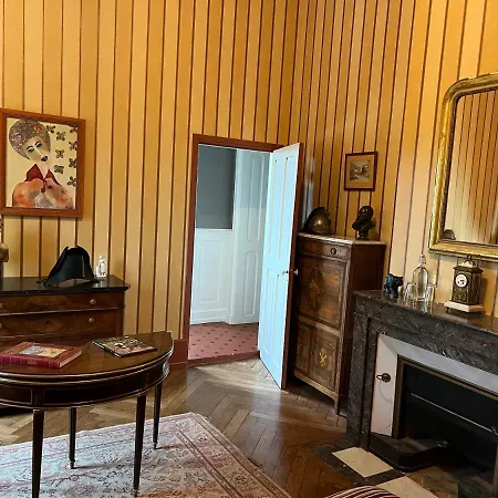 Chateau Des Faugs Konukevi *